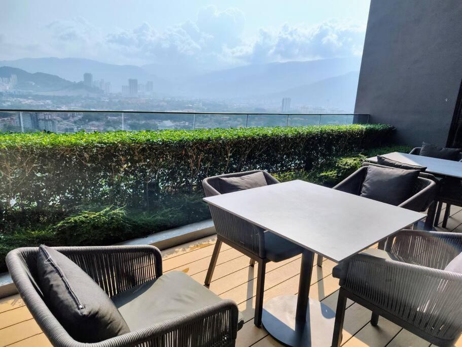 Infinity Pool 2Br Suite 7Pax @Beacon @Georgetown Zewnętrze zdjęcie